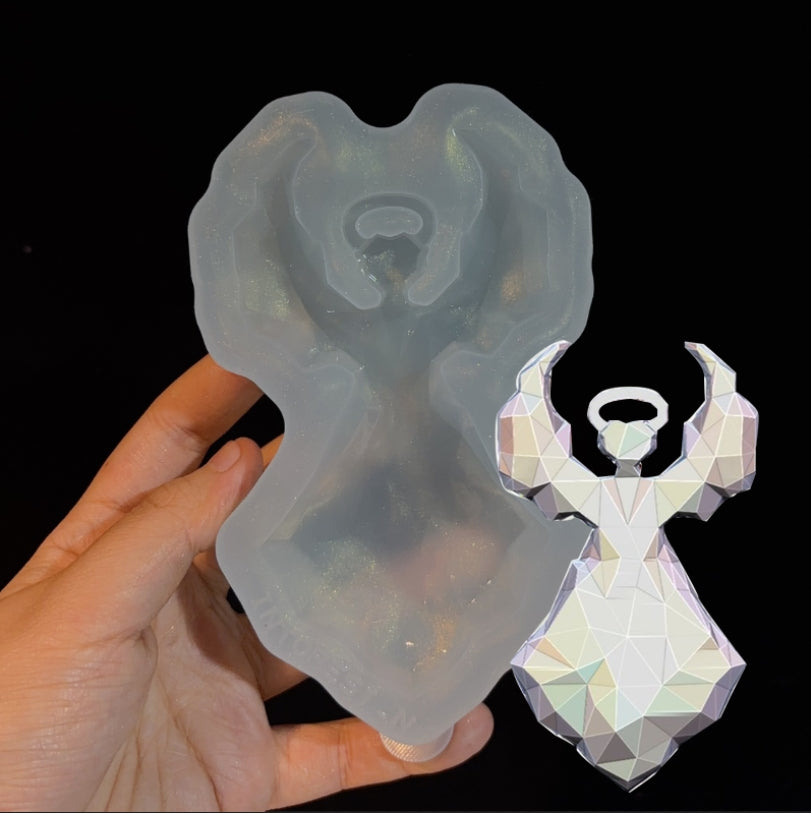 Handmade Faceted Wing Pendant Resin Silicone Mold