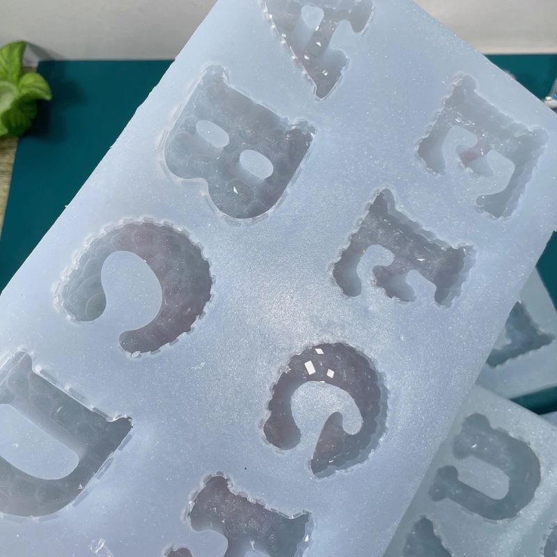 Handmade Diamond 26 Alphabet Decoration Resin Mold