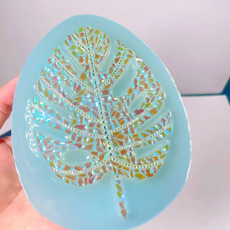 Handmade Diamond Leaf Ornament Resin Mold